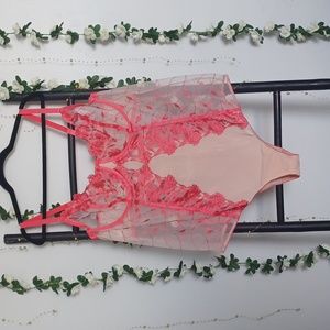 TORRID NWT EMBROIDERED BODYSUIT SZ 3X